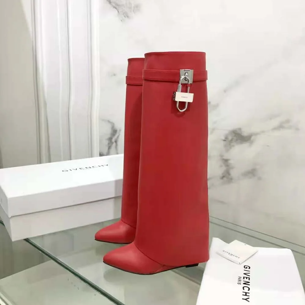 Givenchy Also Available in Wide Fit Shark Lock Boots in Leather for Women in Red Givenchy Also Available in Wide Fit Shark Lock Boots in Leather for Women in Red