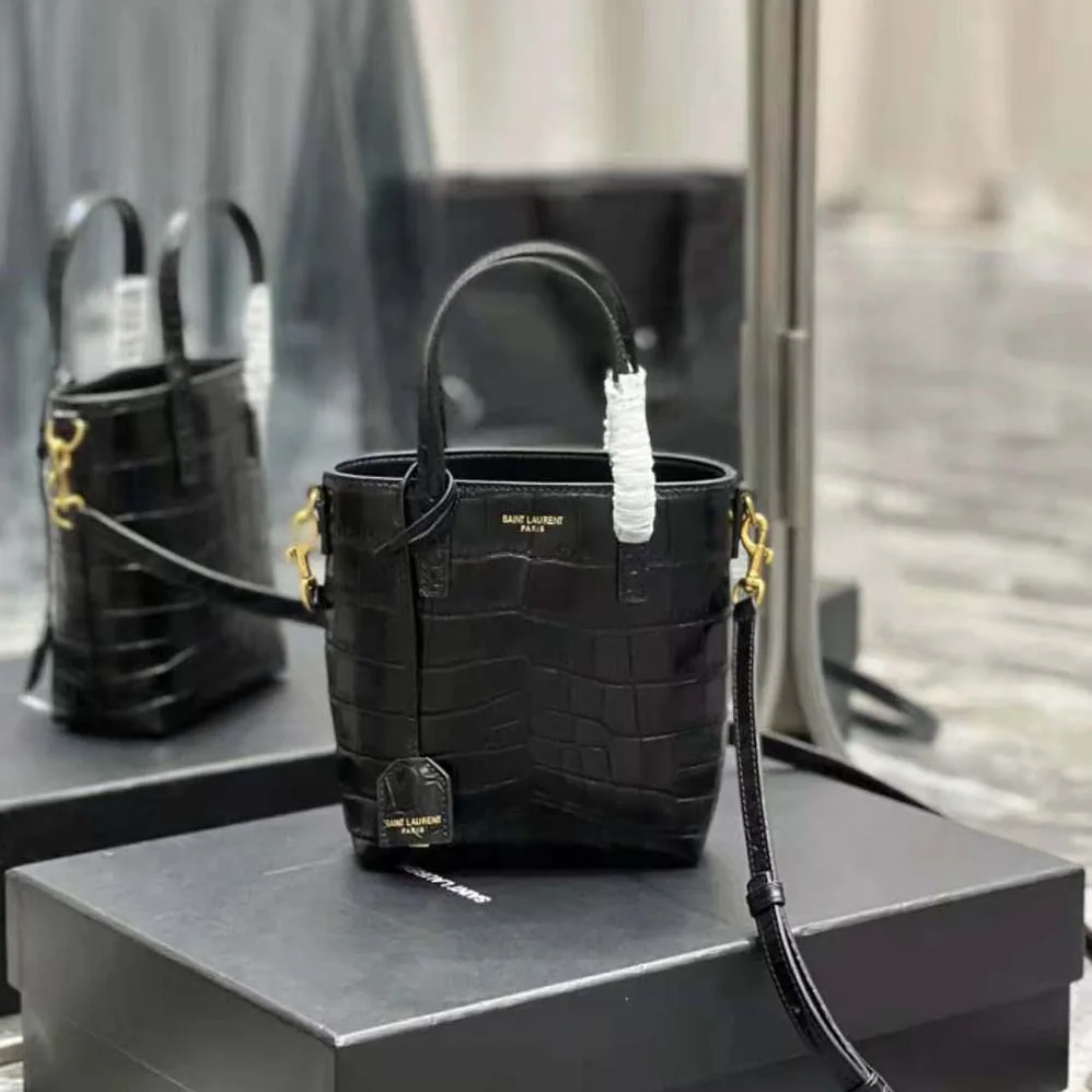 Saint Laurent YSL Saint Laurent Paris Mini Toy Shopping in Crocodile for Women in Embossed Leather Saint Laurent YSL Saint Laurent Paris Mini Toy Shopping in Crocodile for Women in Embossed Leather