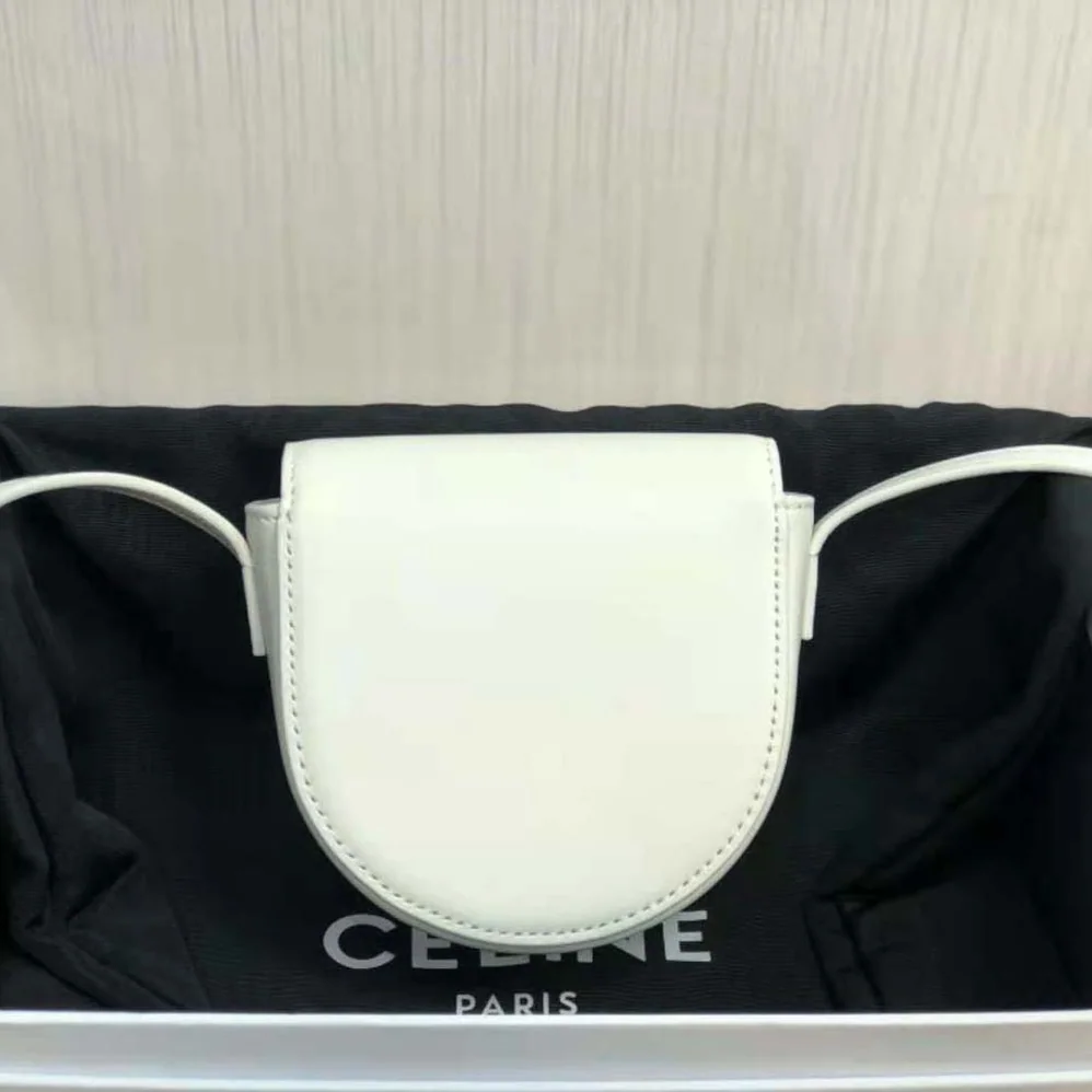 Celine Mini Besace Cuir Triomphe in Smooth Calfskin for Women in White