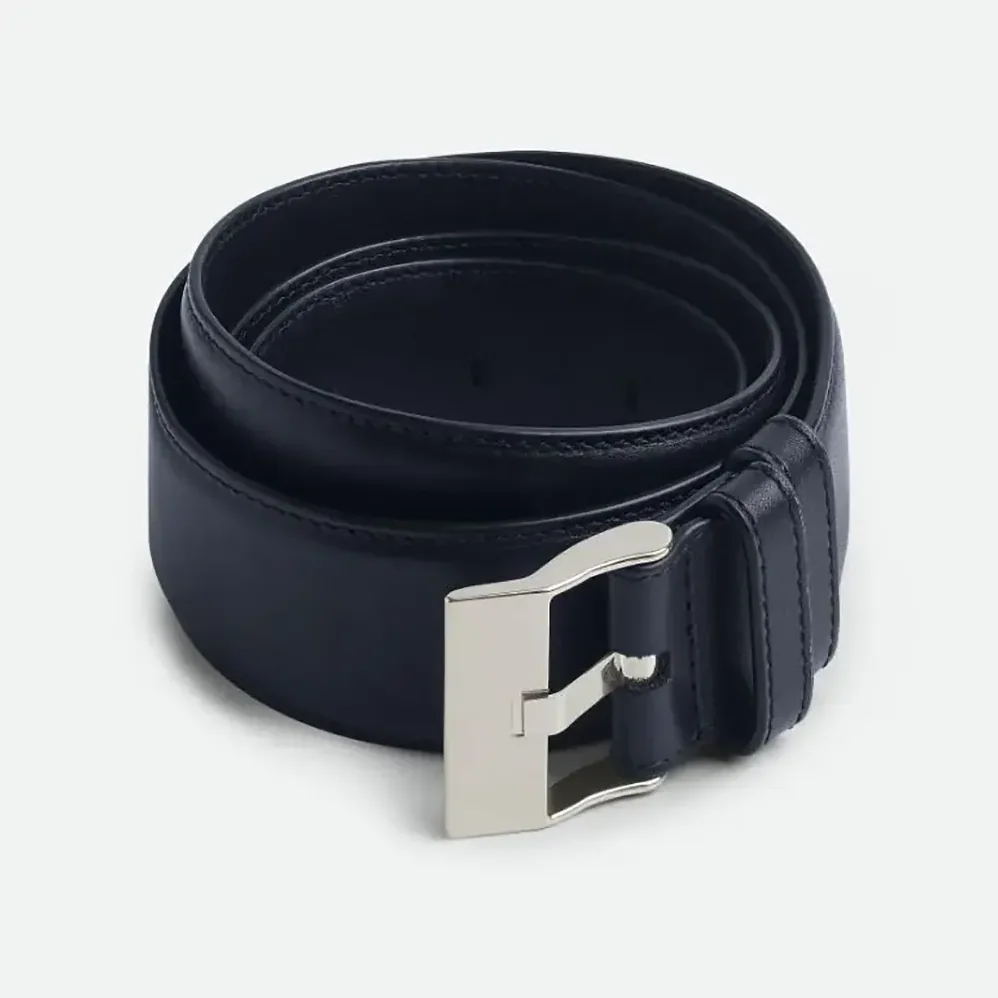 Bottega Veneta Smooth Calfskin Leather Belt for Unisex in Navy Bottega Veneta Smooth Calfskin Leather Belt for Unisex in Navy