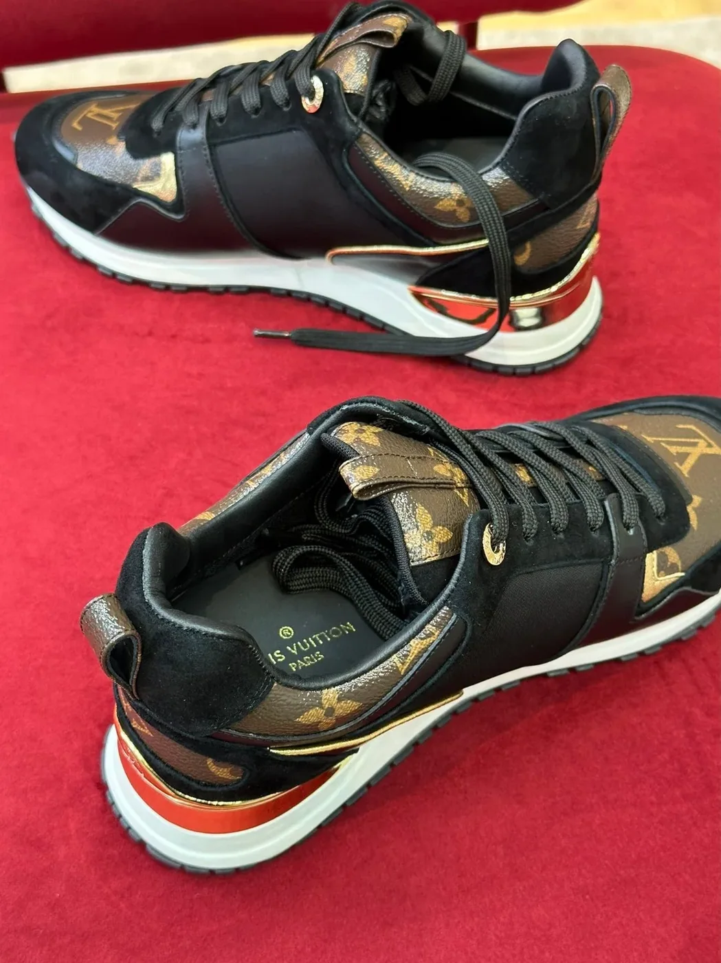 Louis Vuitton Run Away Sneaker Black 1AAP3E Louis Vuitton Run Away Sneaker Black 1AAP3E