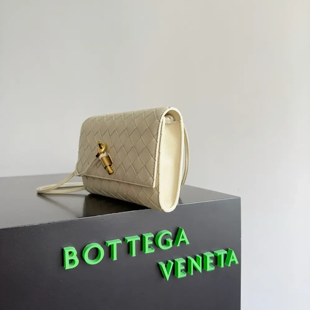 Bottega Veneta Andiamo Pouch for Women in White