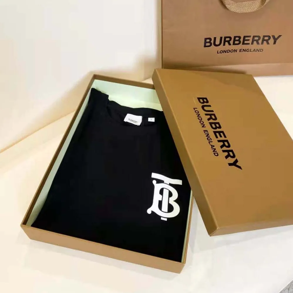 Burberry Monogram Motif Cotton Oversized T-shirt for Women in Black Burberry Monogram Motif Cotton Oversized T-shirt for Women in Black