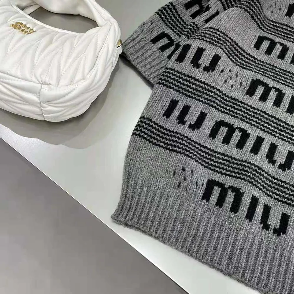 Miu Miu Cashmere Crew-Neck Sweater with Intarsia Knit Logo for Women in Gray