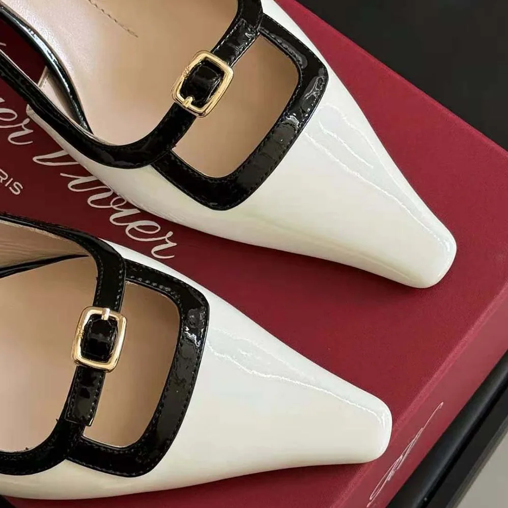 Roger Vivier Viv' Canard Slingback Pumps in Patent Leather for Women in Black Roger Vivier Viv' Canard Slingback Pumps in Patent Leather for Women in Black