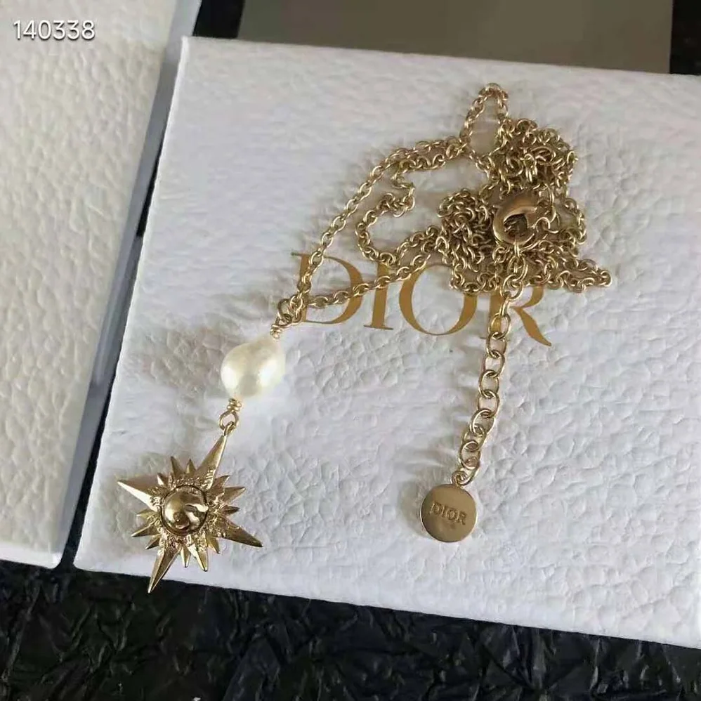 Dior Rêve D'infini Long Necklace Gold-Finish Metal with a White Freshwater Pearl for Women