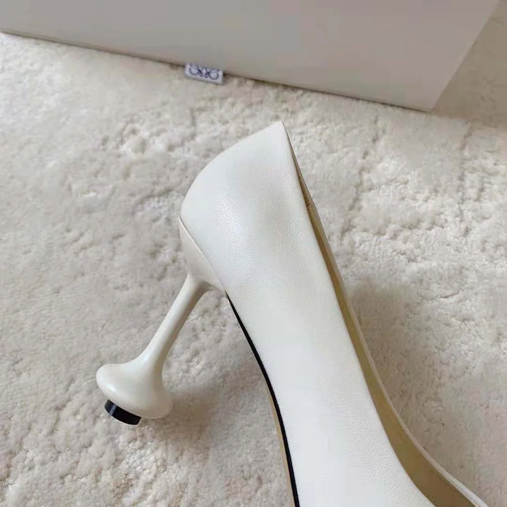 Loewe Toy Pump in Goatskin for Women in White Loewe Toy Pump in Goatskin for Women in White
