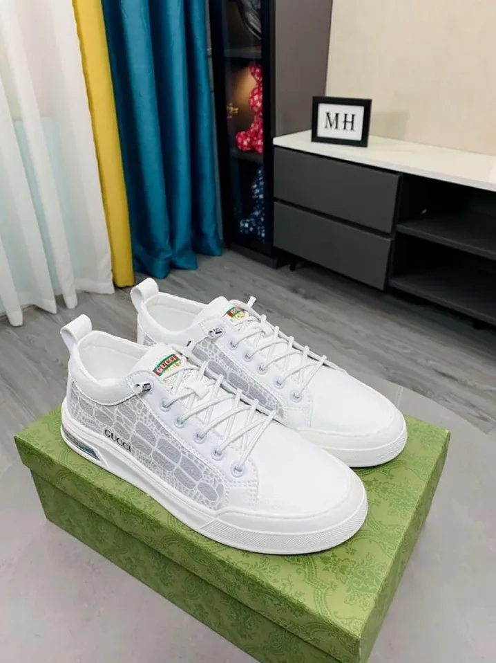 Gucci Crocodile Embossing Sneakers White for Men Gucci Crocodile Embossing Sneakers White for Men