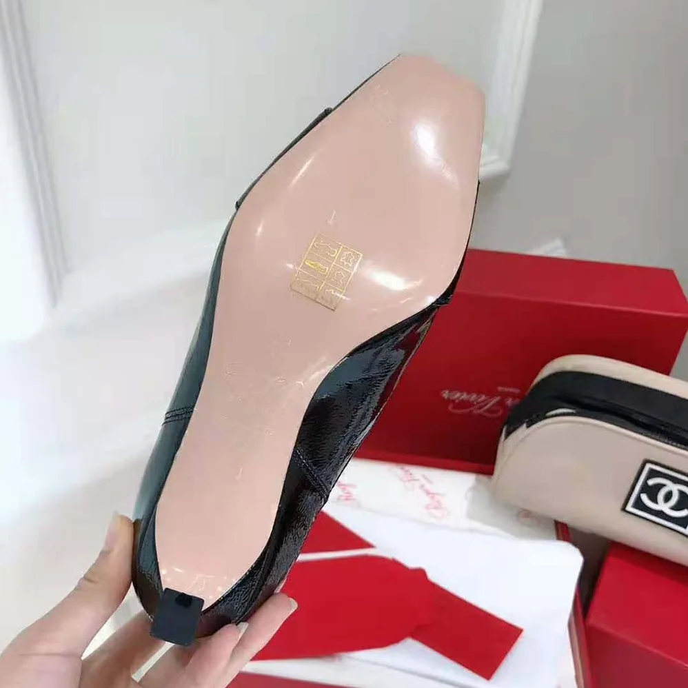 Roger Vivier Trompette Chelsea Boots in 6.5 cm Heel for Women