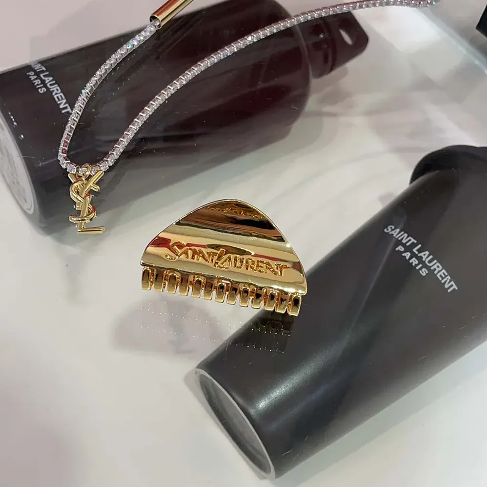 Saint Laurent YSL Saint Laurent Claw Clip in Metal for Women Saint Laurent YSL Saint Laurent Claw Clip in Metal for Women