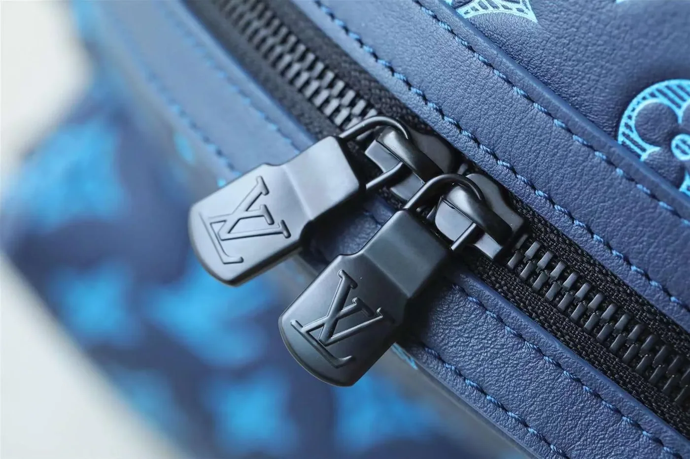 Louis Vuitton Discovery Backpack Blue /