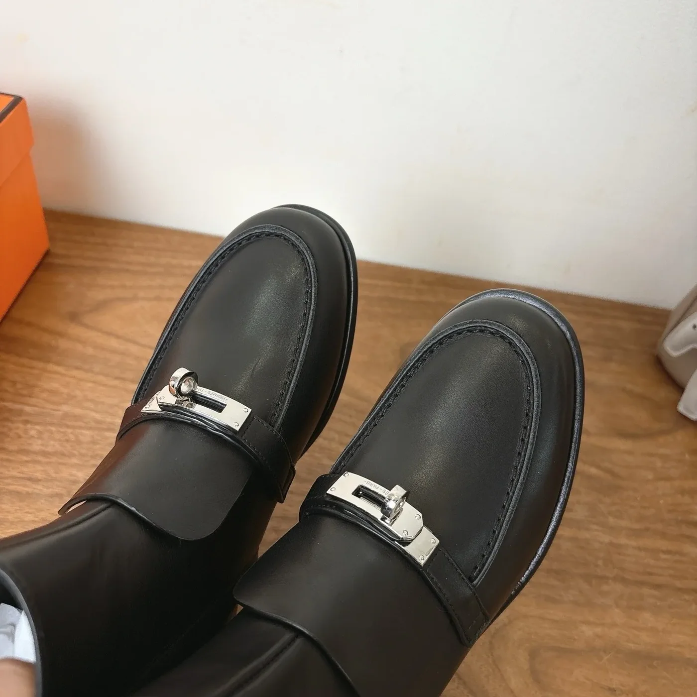 Hermes Kelsy Ankle Boots Noir