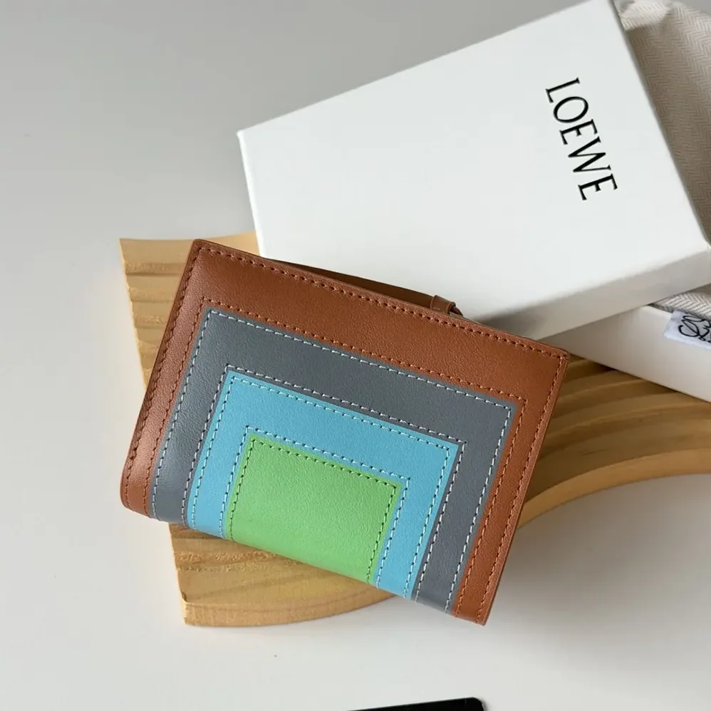 Loewe Compact Wallet in Nappa Calfskin for Unisex in Brown Loewe Compact Wallet in Nappa Calfskin for Unisex in Brown