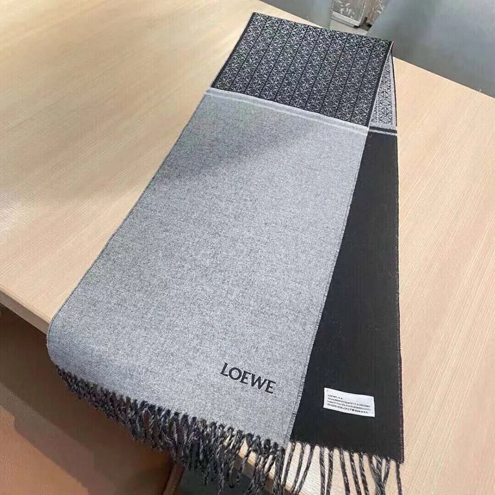 Loewe Scarf in Wool and Cashmere for Unisex in Black