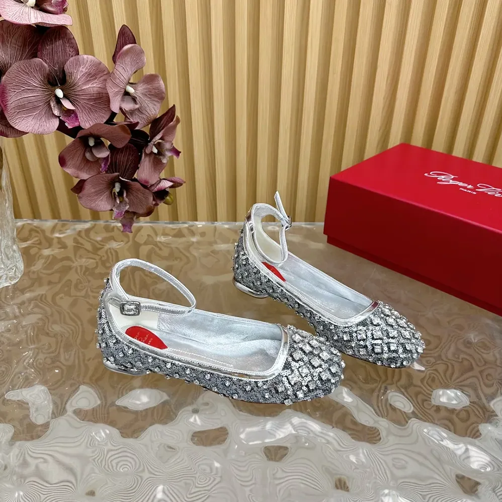 Roger Vivier Viv' Podium Ballerinas in Sequins for Women Roger Vivier Viv' Podium Ballerinas in Sequins for Women