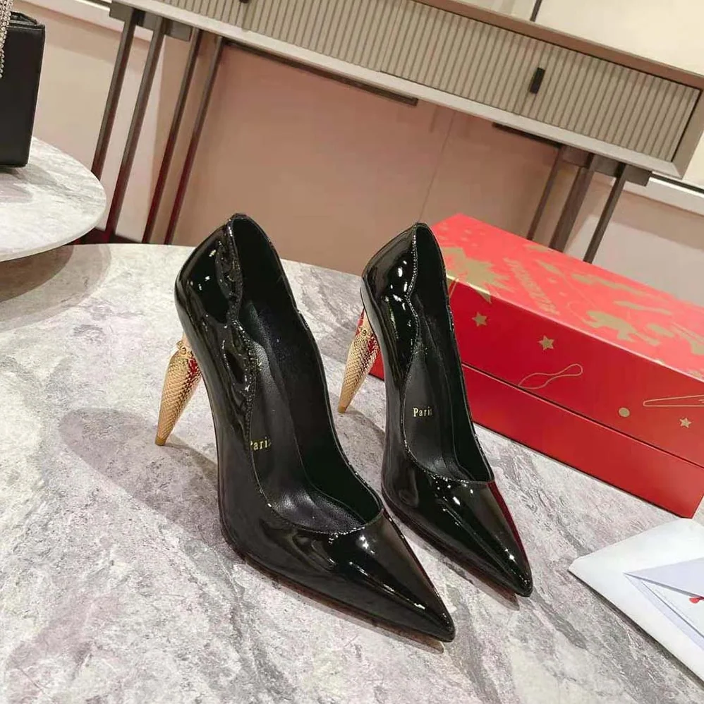 Christian Louboutin Lipchick Pump 100 mm Heel Height for Women in Black Christian Louboutin Lipchick Pump 100 mm Heel Height for Women in Black