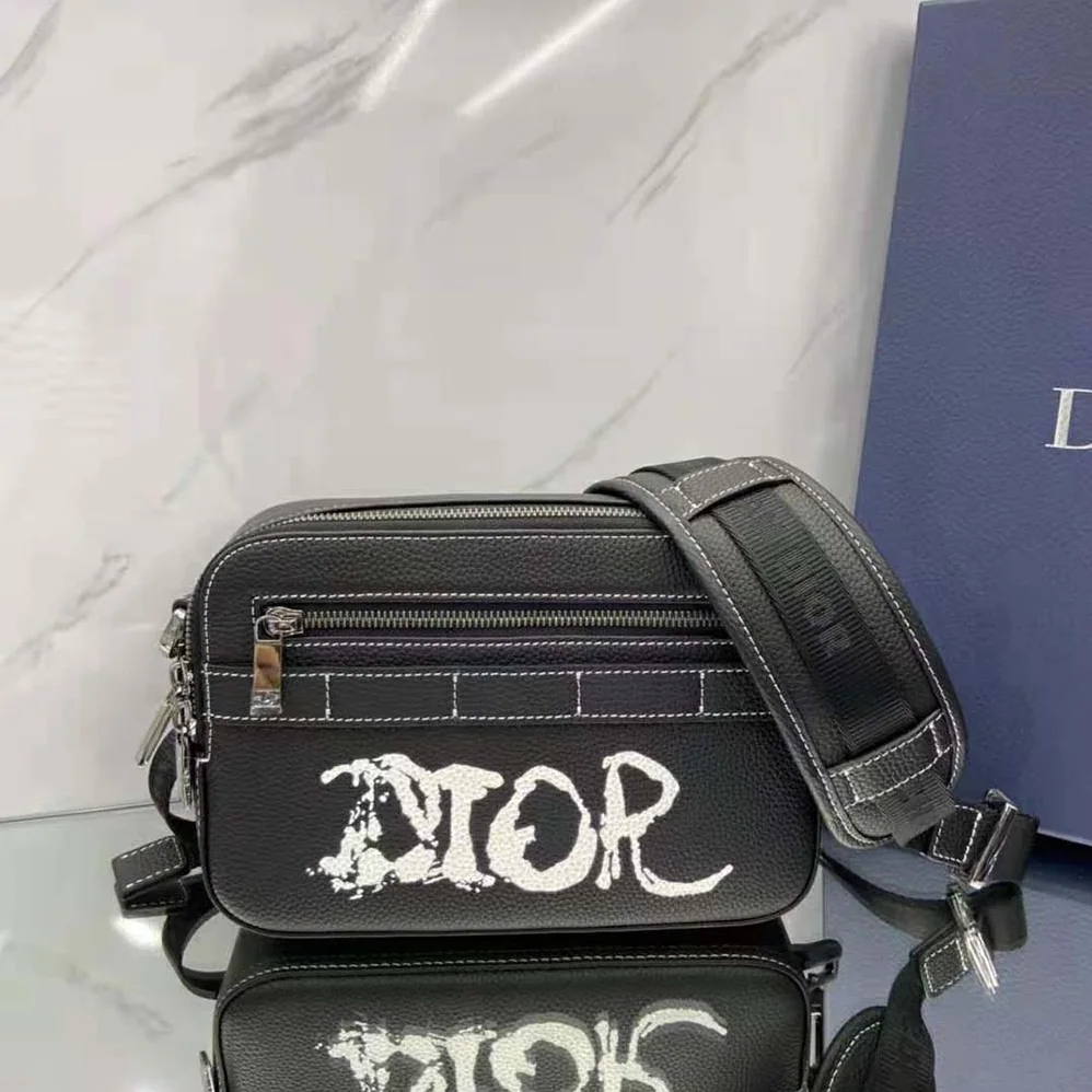 Dior Peter Doig Safari Messenger Bag Black Grained Calfskin for Men Dior Peter Doig Safari Messenger Bag Black Grained Calfskin for Men