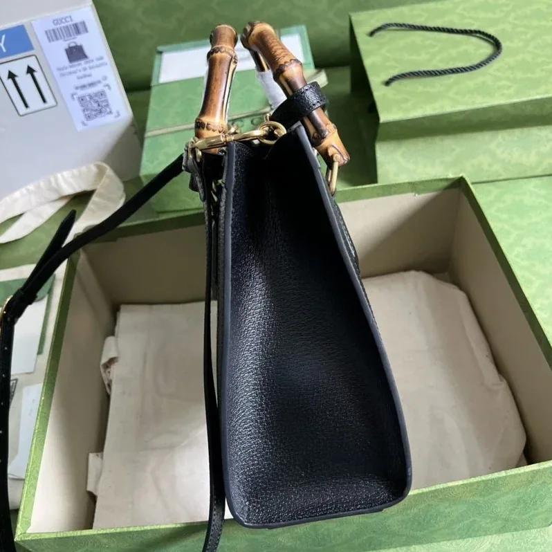 Gucci Diana Small Tote Bag Black / GG Gucci Diana Small Tote Bag Black / GG