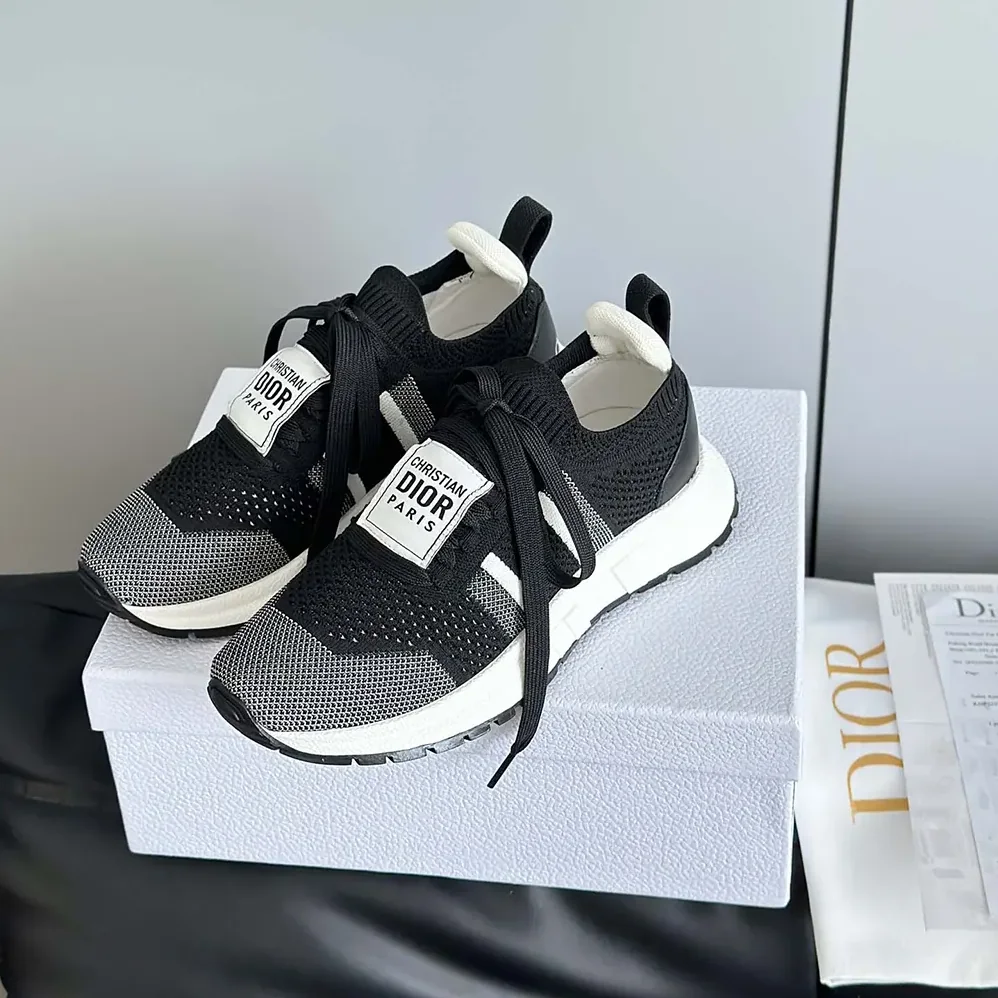 Dior Run'n'Dior Sneaker Black and White Technical Mesh for Unisex Dior Run'n'Dior Sneaker Black and White Technical Mesh for Unisex