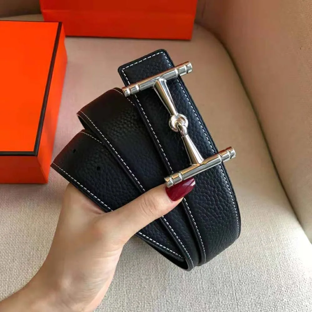 Hermes H Hippique Belt Buckle & Reversible Leather Strap 32 mm for Women in Black