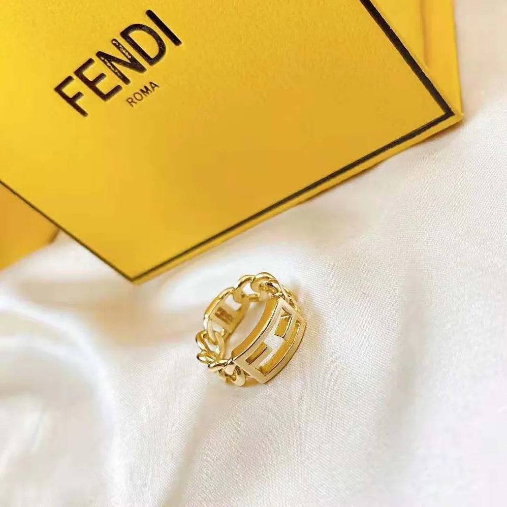 Fendi Baguette Chain Gold for Women in Colored Ring Fendi Baguette Chain Gold for Women in Colored Ring