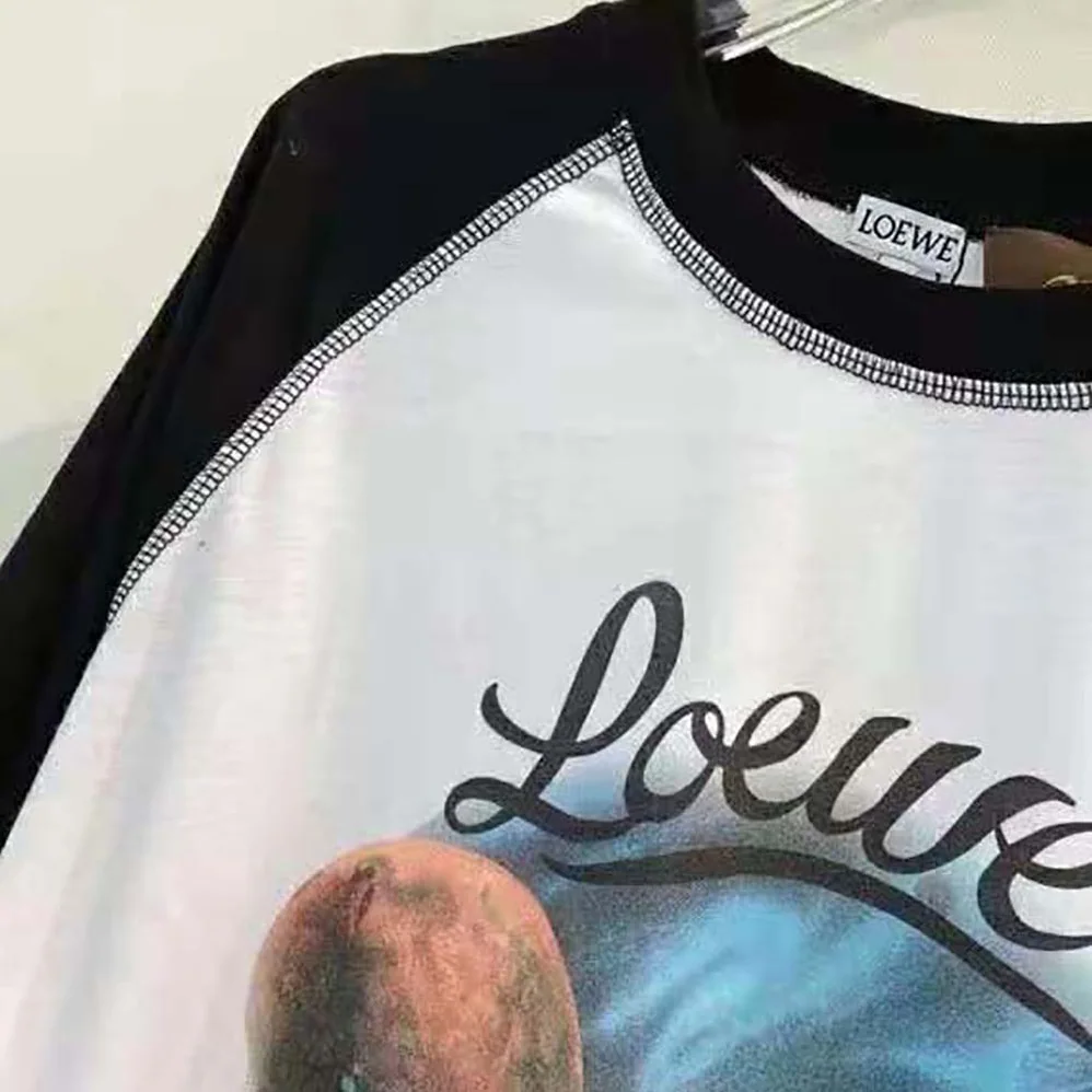 Loewe Cropped landscape T-shirt in Cotton for Women in Black Loewe Cropped landscape T-shirt in Cotton for Women in Black