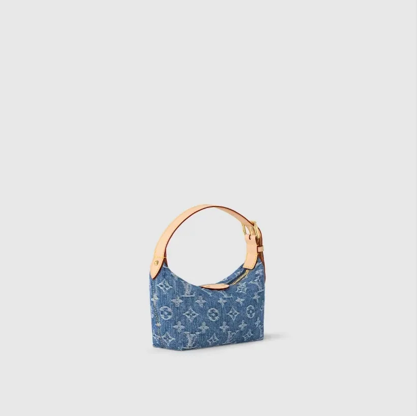 Louis Vuitton Hills Pochette Shoulder Bag in Blue Denim Gold Hardware