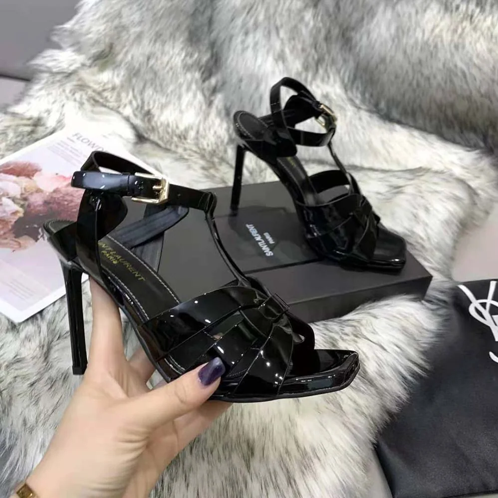 Saint Laurent YSL Tribute Sandals in Patent Leather in 105mm Heel Hight for Women in Black