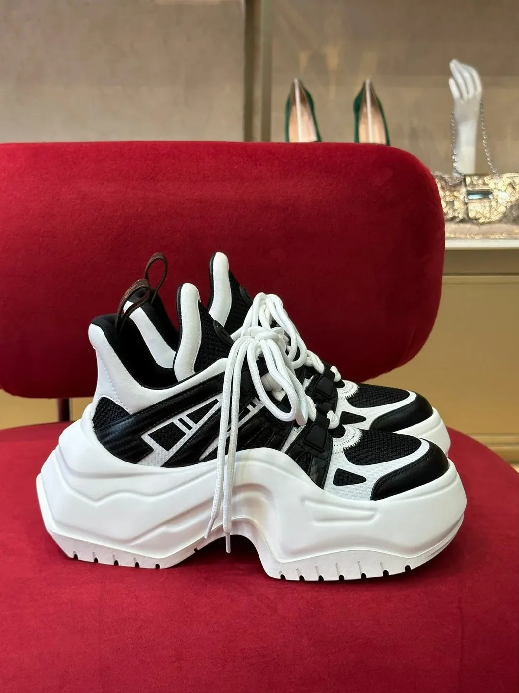 Louis Vuitton LV Archlight Sneaker Black Louis Vuitton LV Archlight Sneaker Black
