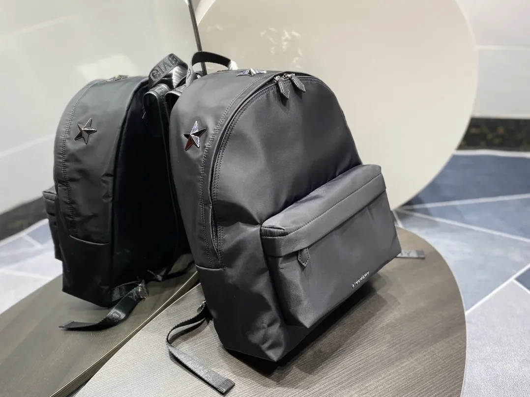 Givenchy Essentiel U Backpack Black / Givenchy Essentiel U Backpack Black /