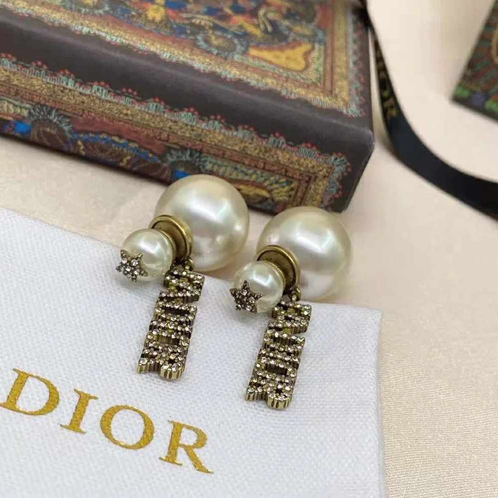 Dior Tribales Earrings Antique Gold for Women in Finish Metal Dior Tribales Earrings Antique Gold for Women in Finish Metal