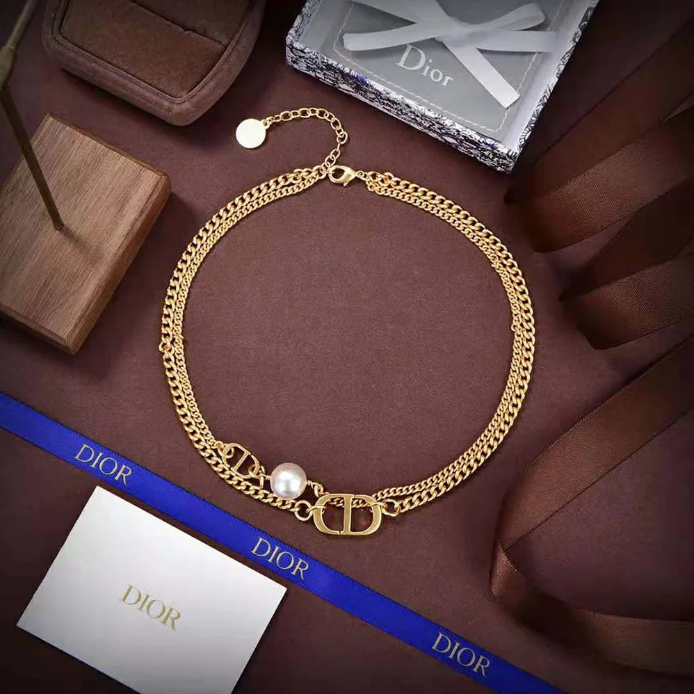 Dior 30 Montaigne Choker Gold for Women in Finish Metal Dior 30 Montaigne Choker Gold for Women in Finish Metal