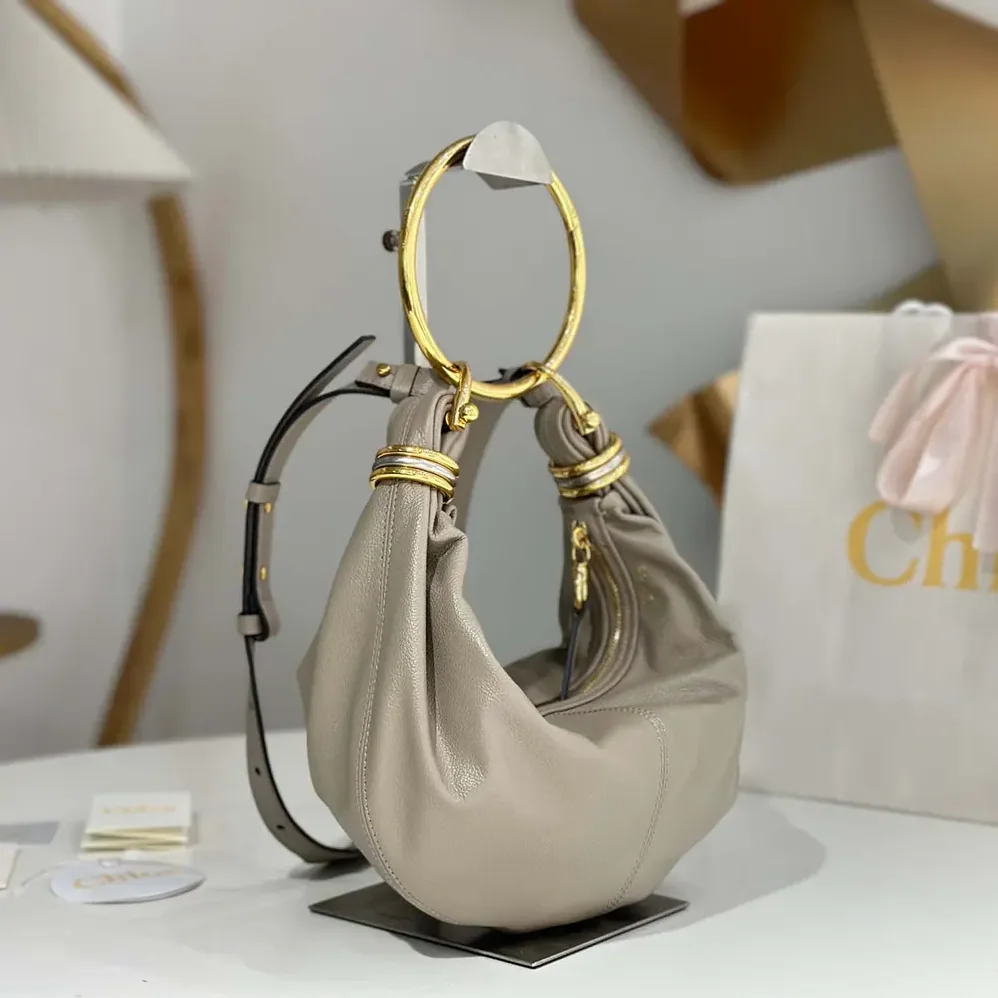 Chloe Small Bracelet Hobo Bag in Grained Leather for Women in Grey