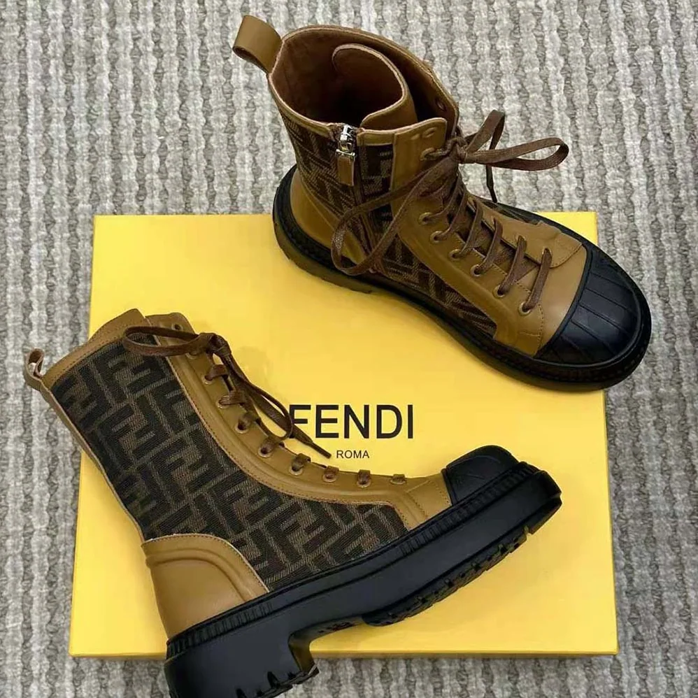 Fendi Domino Beige Leather Biker Boots for Women Fendi Domino Beige Leather Biker Boots for Women