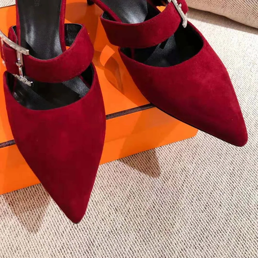 Hermes Blink Mule Mule in Suede Goatskin for Women in Maroon Hermes Blink Mule Mule in Suede Goatskin for Women in Maroon