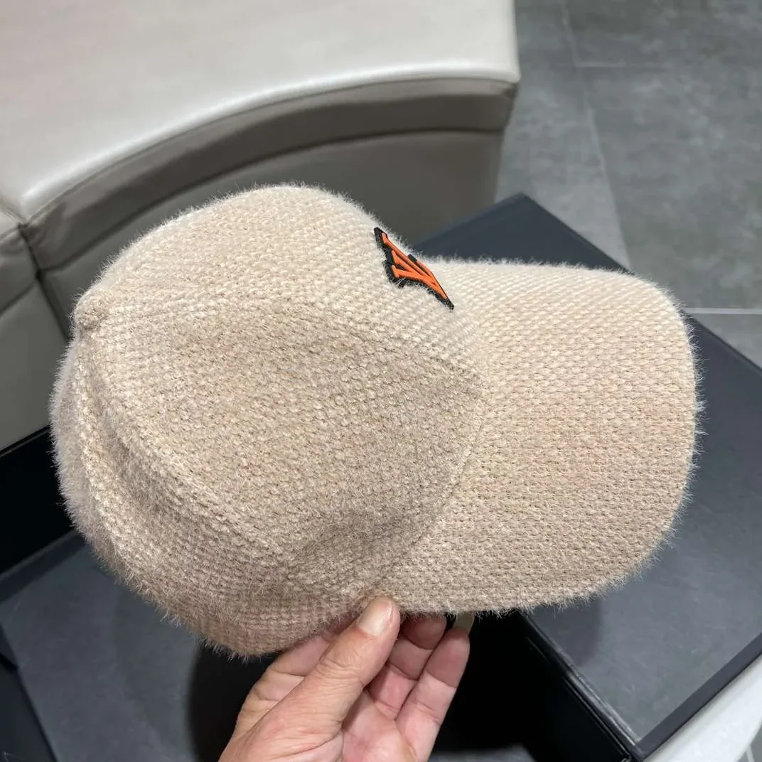 Louis Vuitton Corduroy Cap Beige Louis Vuitton Corduroy Cap Beige