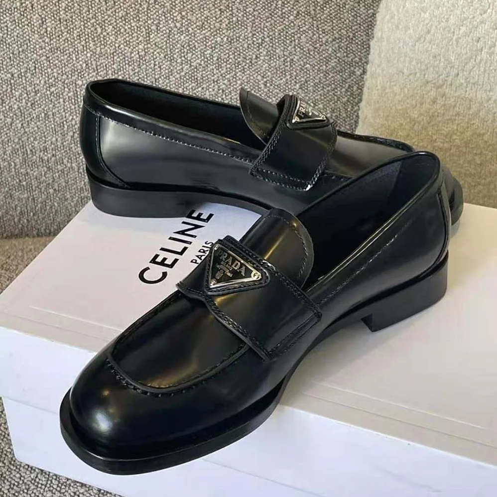 Prada Patent Leather Loafers in 25 mm Heel Height for Men in Black Prada Patent Leather Loafers in 25 mm Heel Height for Men in Black