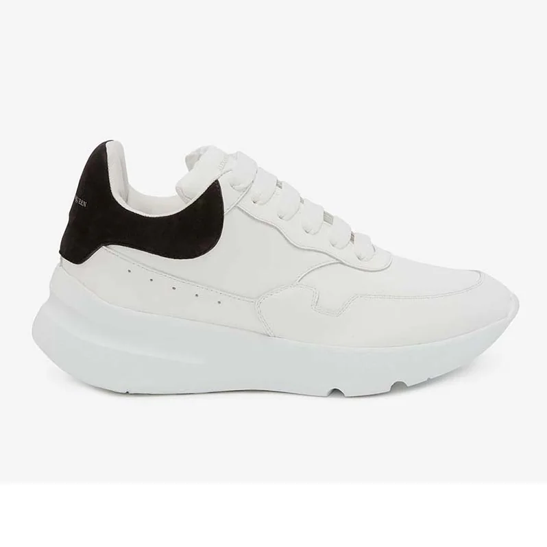 Alexander McQueen Runner Shoes for Unisex in White Alexander McQueen Runner Shoes for Unisex in White