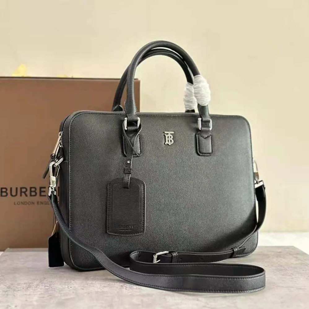 Burberry Slim Ainsworth Briefcase for Men in Black Burberry Slim Ainsworth Briefcase for Men in Black