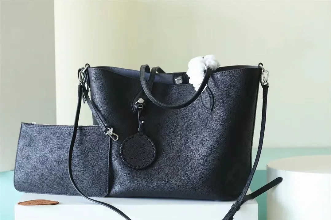 Louis Vuitton Neverfull MM Black / Louis Vuitton Neverfull MM Black /