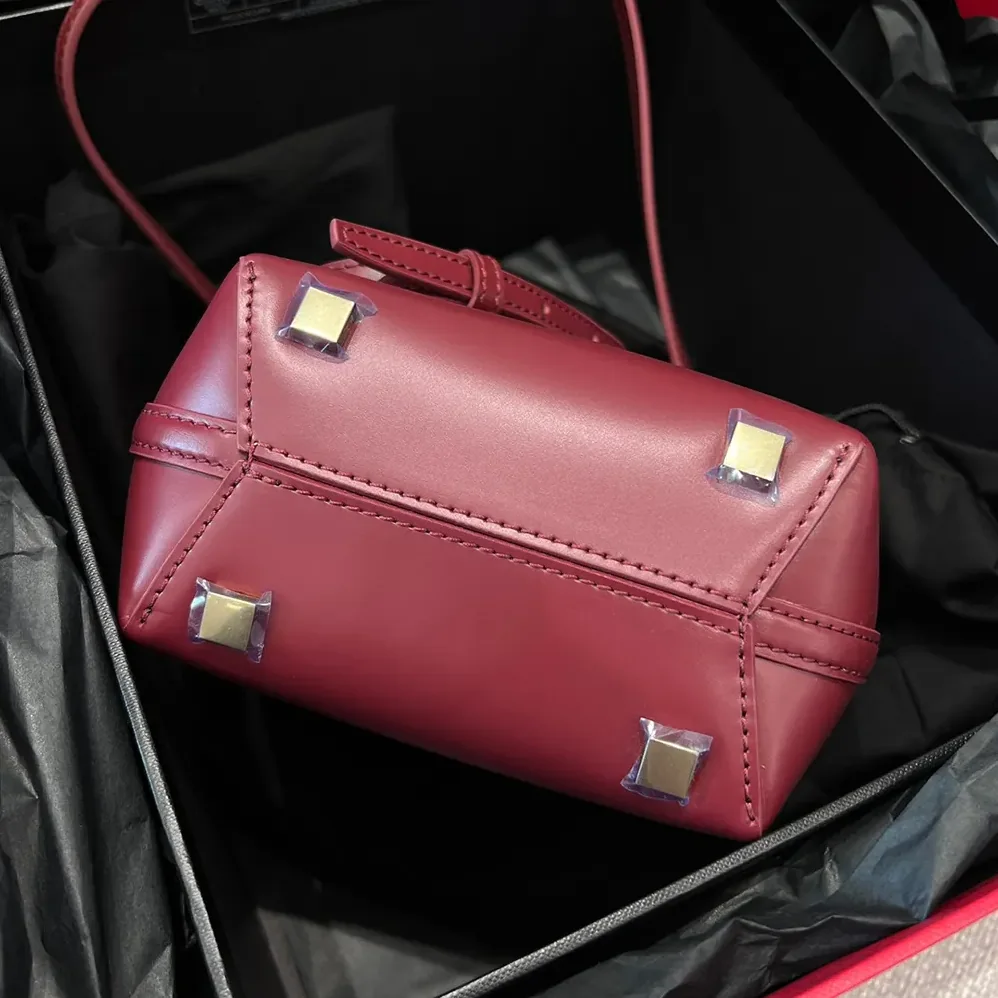 Saint Laurent YSL Le 37 Mini in Shiny Leather for Women in Maroon Saint Laurent YSL Le 37 Mini in Shiny Leather for Women in Maroon
