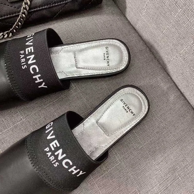 Givenchy Shoes Givenchy Paris Flat Mules in Calf Leather for Women Givenchy Shoes Givenchy Paris Flat Mules in Calf Leather for Women