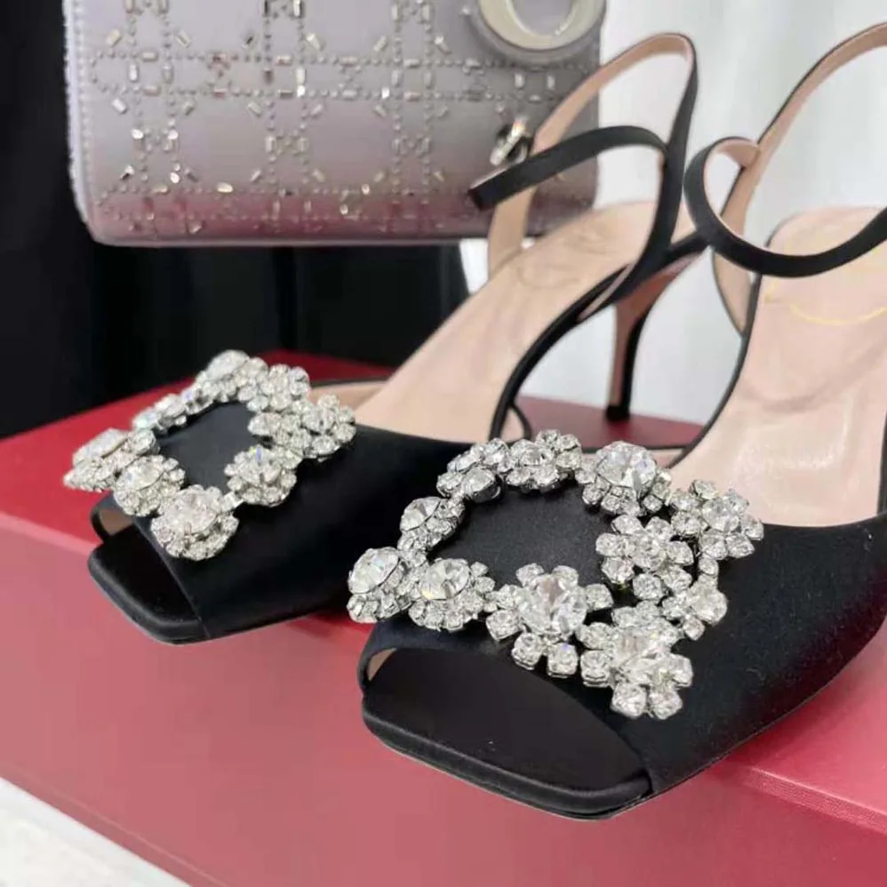 Roger Vivier Flower Strass Buckle Sandals in Satin for Women in Black
