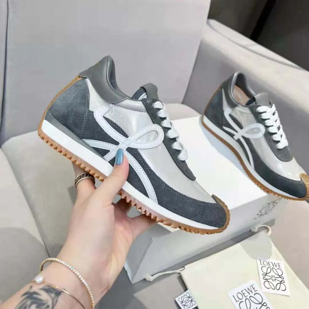 Loewe Flow Runner in Nylon and Calfskin for Unisex in Silver