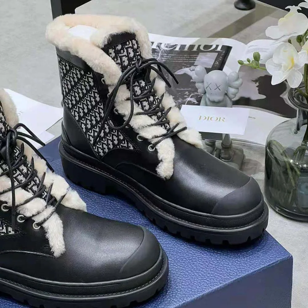 Dior Dior Explorer Ankle Boot Black Smooth Calfskin and Beige and Black Dior Oblique Jacquard for Men