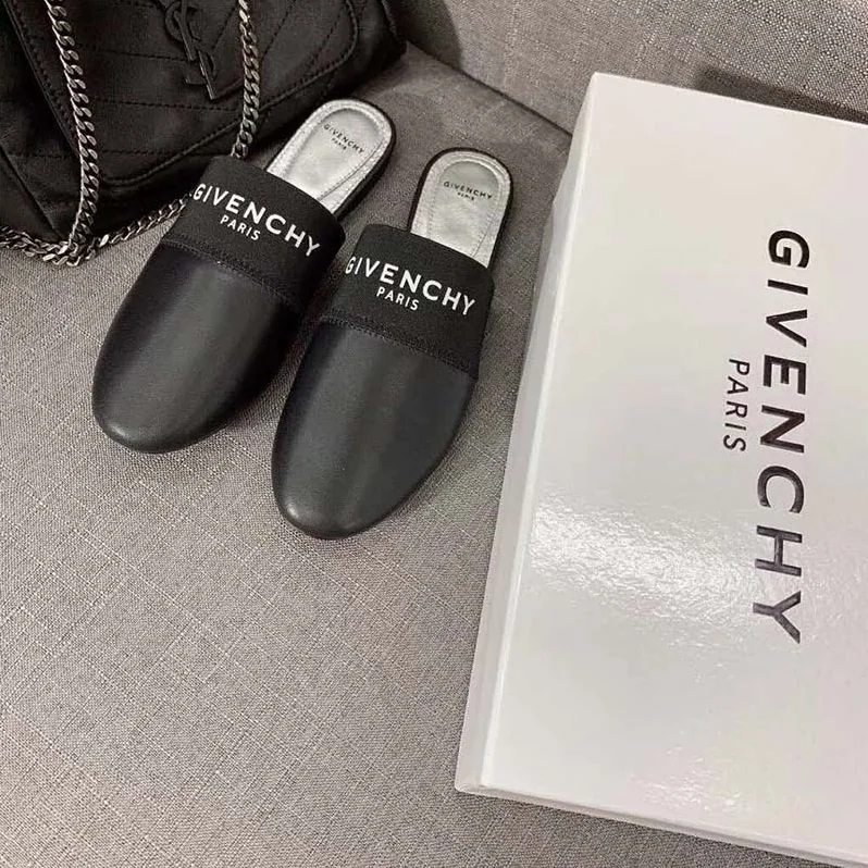 Givenchy Shoes Givenchy Paris Flat Mules in Calf Leather for Women Givenchy Shoes Givenchy Paris Flat Mules in Calf Leather for Women
