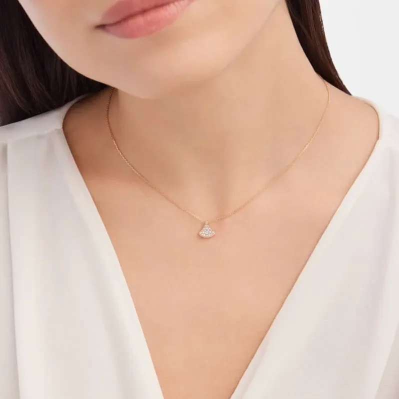 Bvlgari Divas Dream Necklace Rose Gold