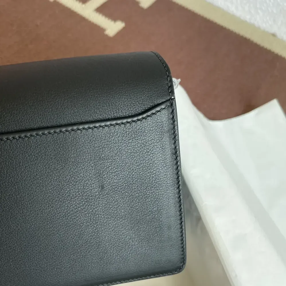 Hermes Roulis Mini Bag in Evercolor Calfskin for Women in Black/Silver Hermes Roulis Mini Bag in Evercolor Calfskin for Women in Black/Silver