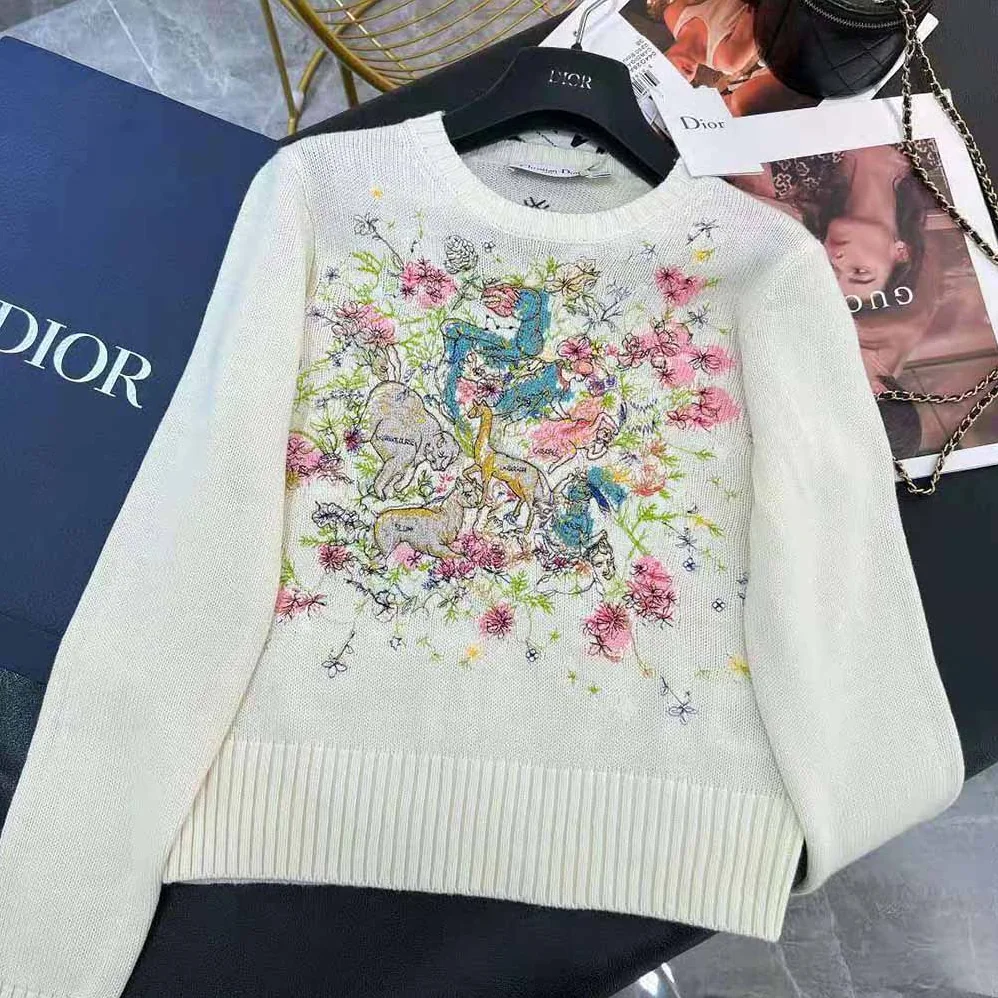 Dior Chez Moi Sweater Ecru Cashmere Intarsia Knit with Multicolor D for Women in Constellation Motif Dior Chez Moi Sweater Ecru Cashmere Intarsia Knit with Multicolor D for Women in Constellation Motif
