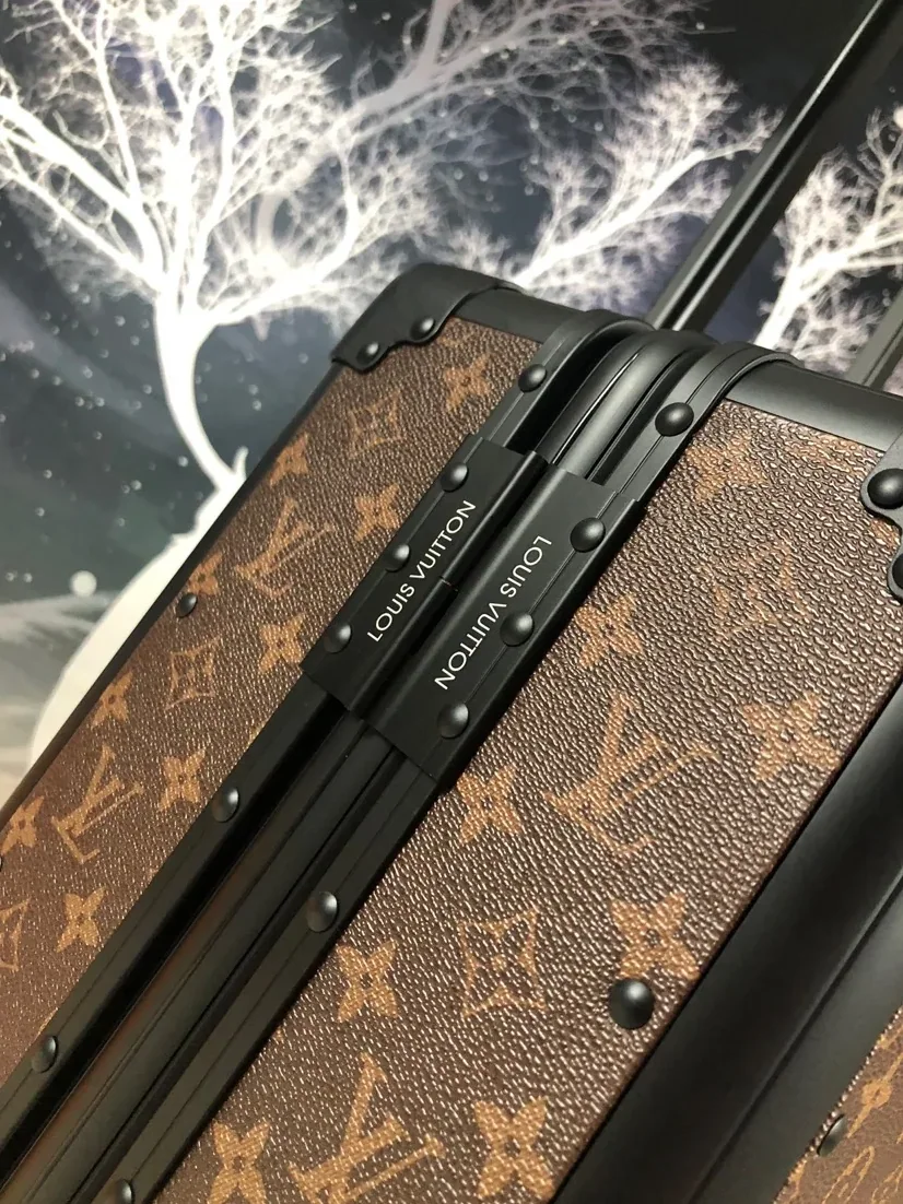 Louis Vuitton Rolling Trunk Brown / Louis Vuitton Rolling Trunk Brown /